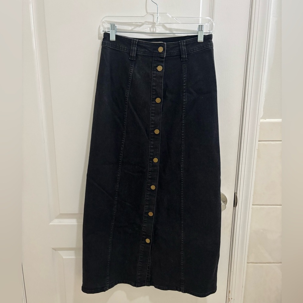 Heritage Black Maxi Skirt with Button-Down Front
